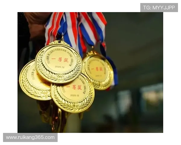 巅峰对决G迎战JDG强强碰撞引爆赛场激情争锋荣耀时刻 巅峰对决G迎战JDG强强碰撞引爆赛场激情争锋荣耀时刻